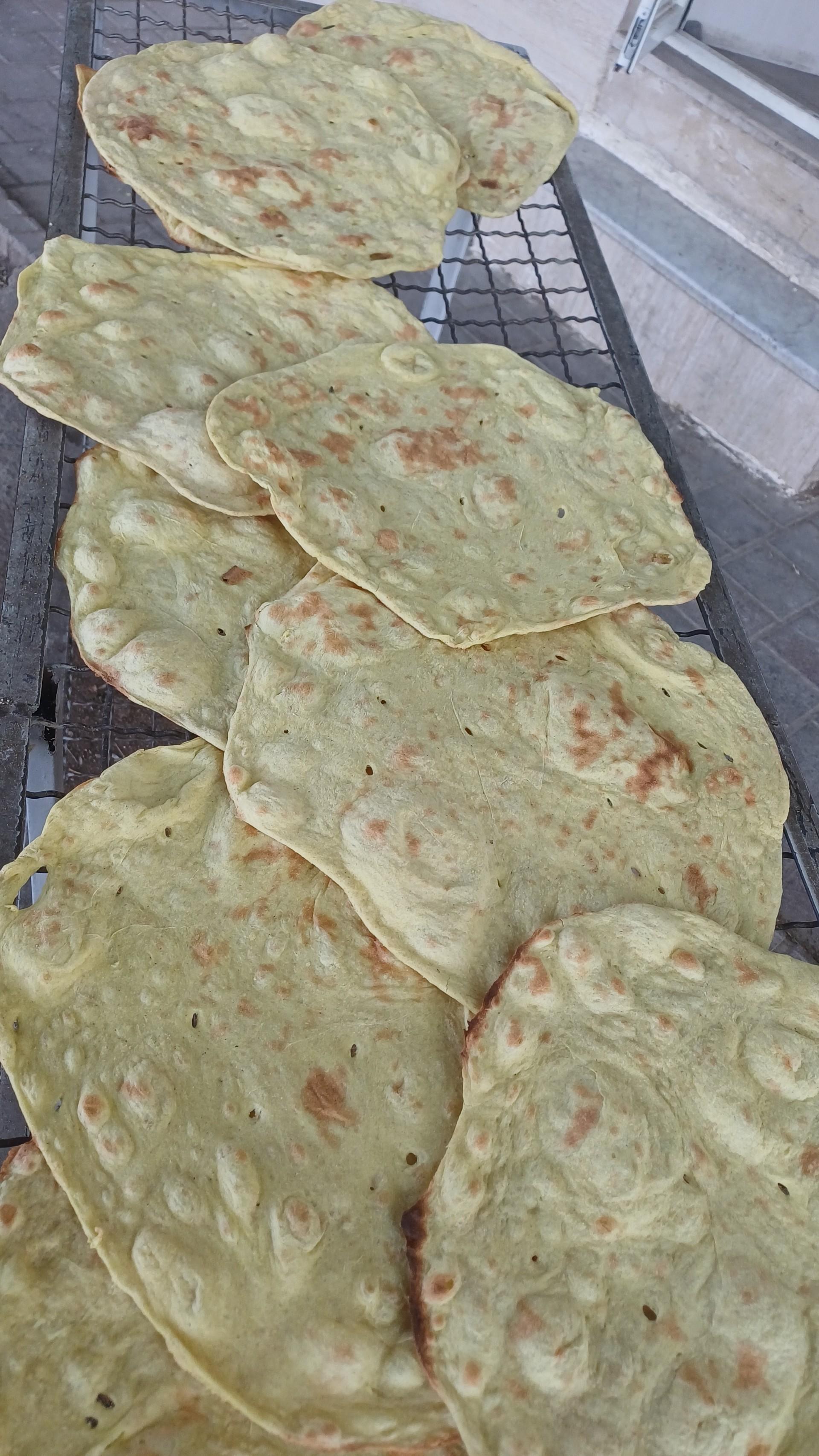 عکس نانوایی شاطر رضا 