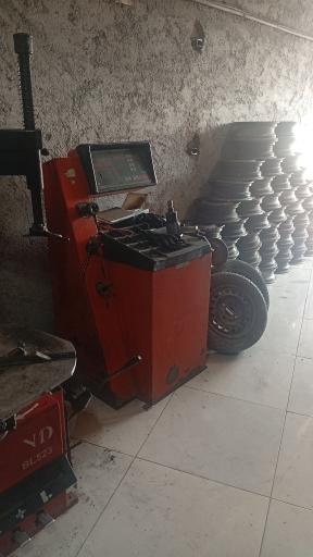 عکس استوک لاستیک ایوب آتش بار