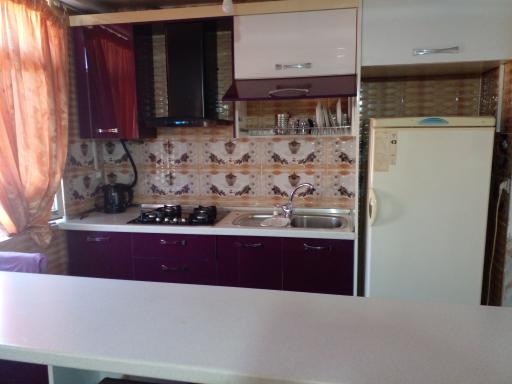 عکس سوئیت اپادانا