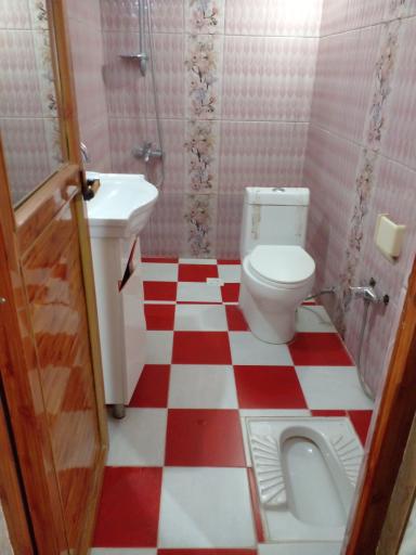 عکس سوئیت اپادانا