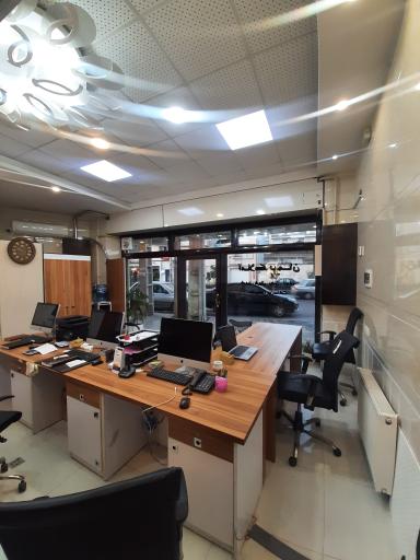 عکس مشاور املاک پیمان رشت