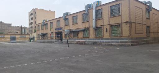 عکس دبیرستان نمونه دخترانه اختر