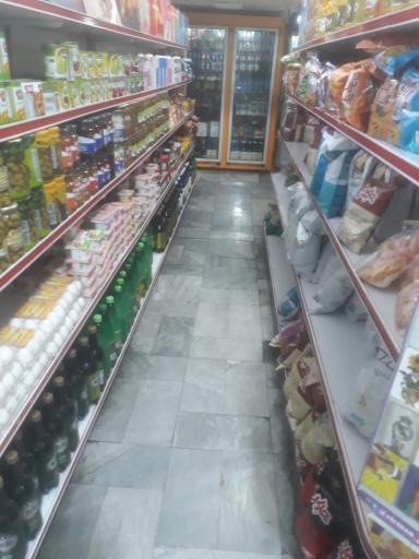 عکس فروشگاه بزرگ دهکده 
