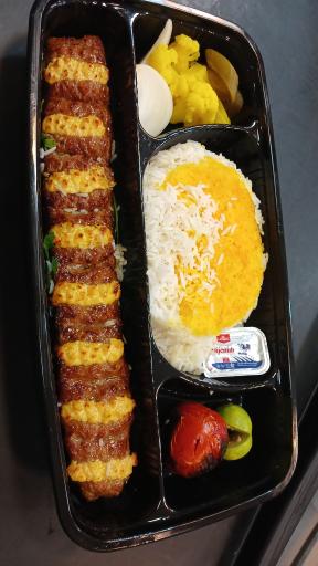 عکس رستوران سنتی ققنوس