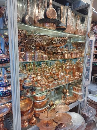 عکس فروشگاه صنایع دستی و مسی حدادپور