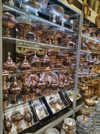 عکس فروشگاه صنایع دستی و مسی حدادپور