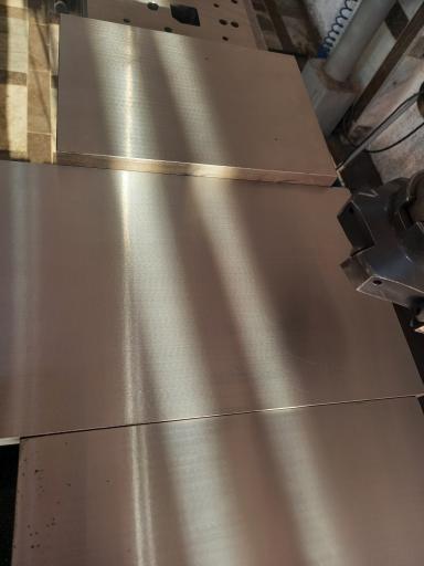 عکس تراشکاری و سنگ مغناطیس کاوش صنعت