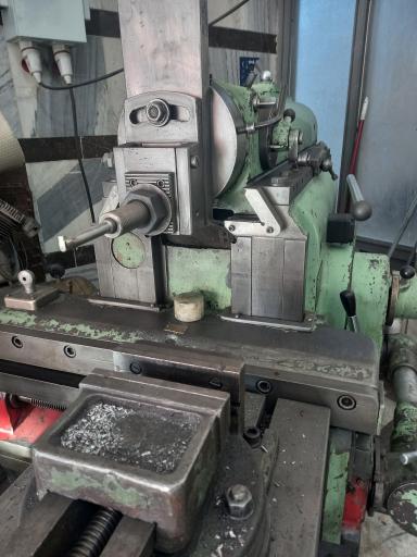 عکس تراشکاری و سنگ مغناطیس کاوش صنعت