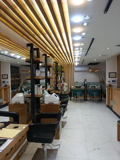 عکس سالن زیبایی لئو