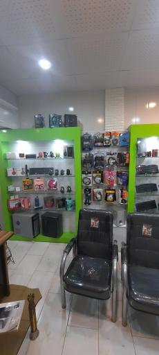 عکس خدمات کامپیوتری سبز