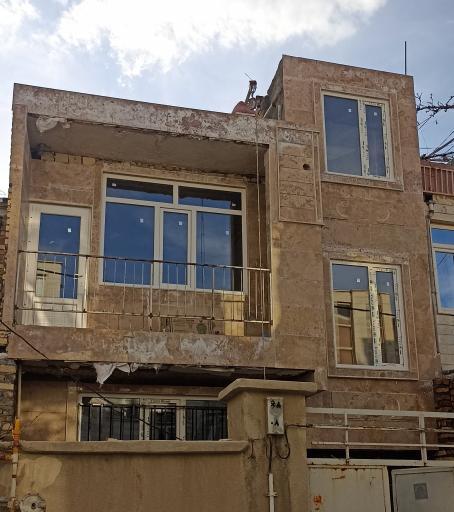 عکس تولید درب و پنجره UPVC بَرسا وین