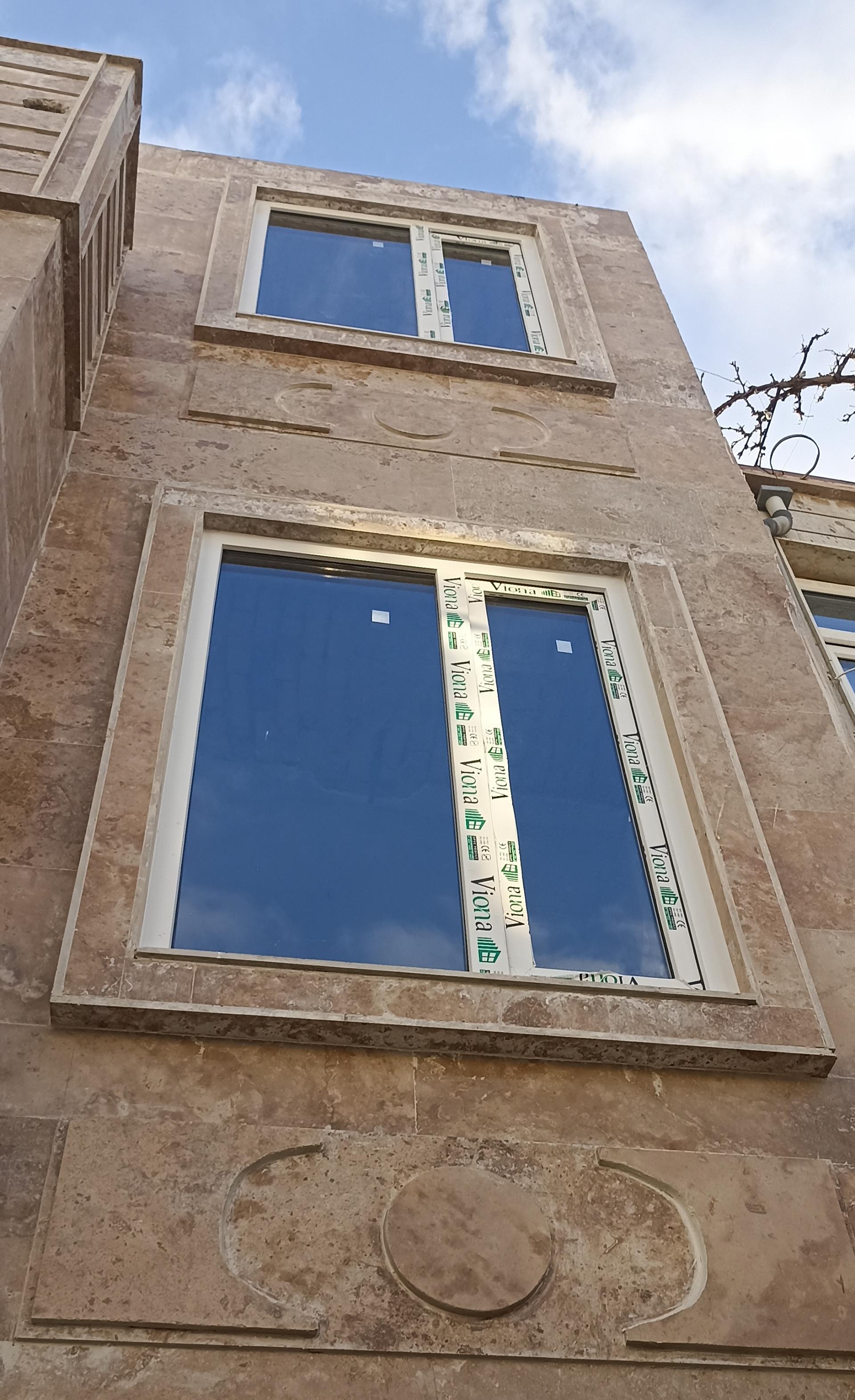 عکس تولید درب و پنجره UPVC بَرسا وین