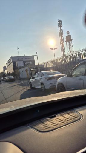 عکس نمایندگی مرکزی مدیران خودرو کد 200