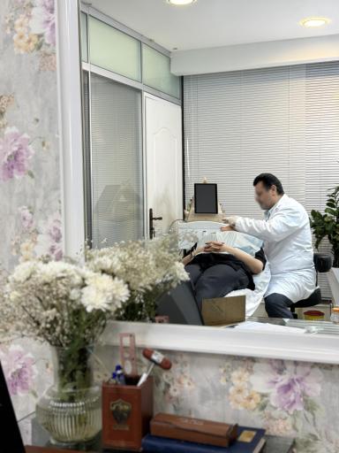 عکس دکتر هادی نجفی دکترای حرفه ای پزشکی