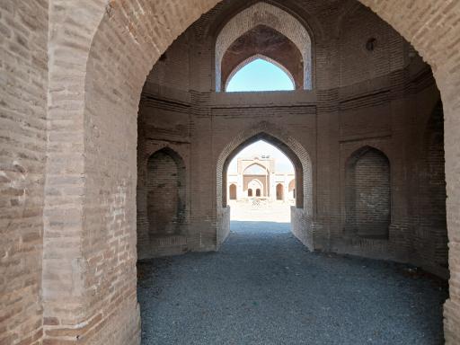 عکس کاروانسرای مهر