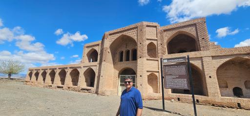 عکس کاروانسرای مهر