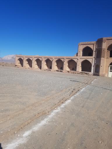 عکس کاروانسرای مهر