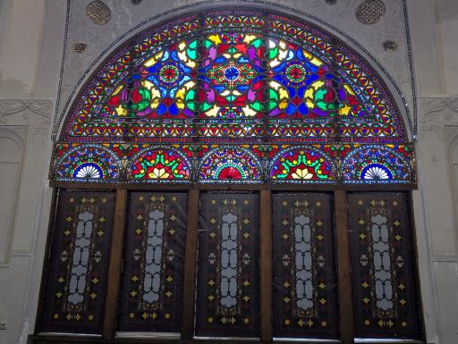 عکس خانه‌ امینی‌ ها