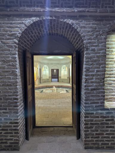 عکس خانه‌ امینی‌ ها