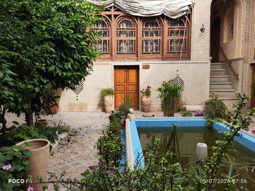 عکس عمارت فرهادی