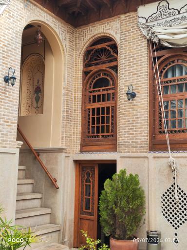 عکس عمارت فرهادی