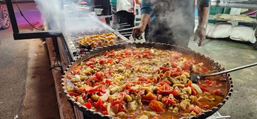 عکس کبابی حاج حسین