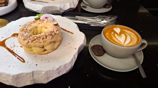 عکس کاژه لانژ