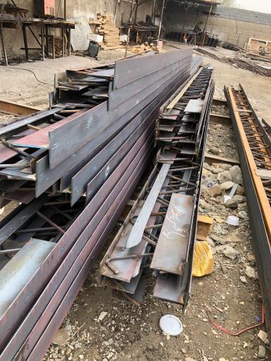 عکس آهن فروشی تیک آهن