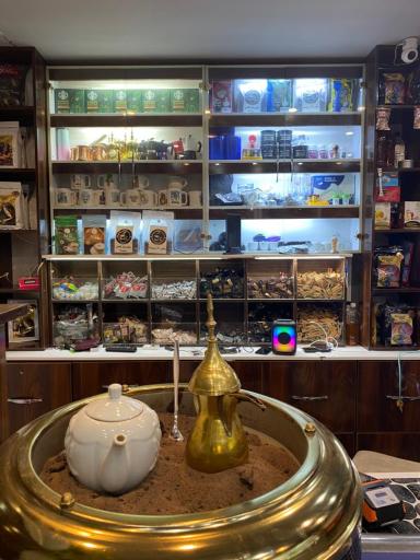 عکس قهوه سرای آریا