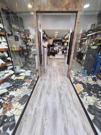 عکس فروشگاه کفش سمپل