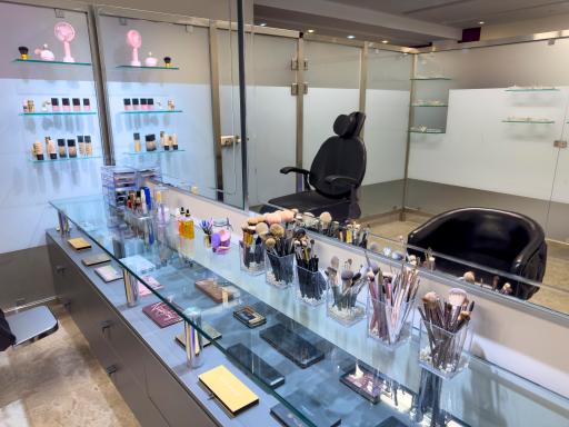 عکس سالن زیبایی آلسا