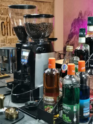 عکس کافه پر