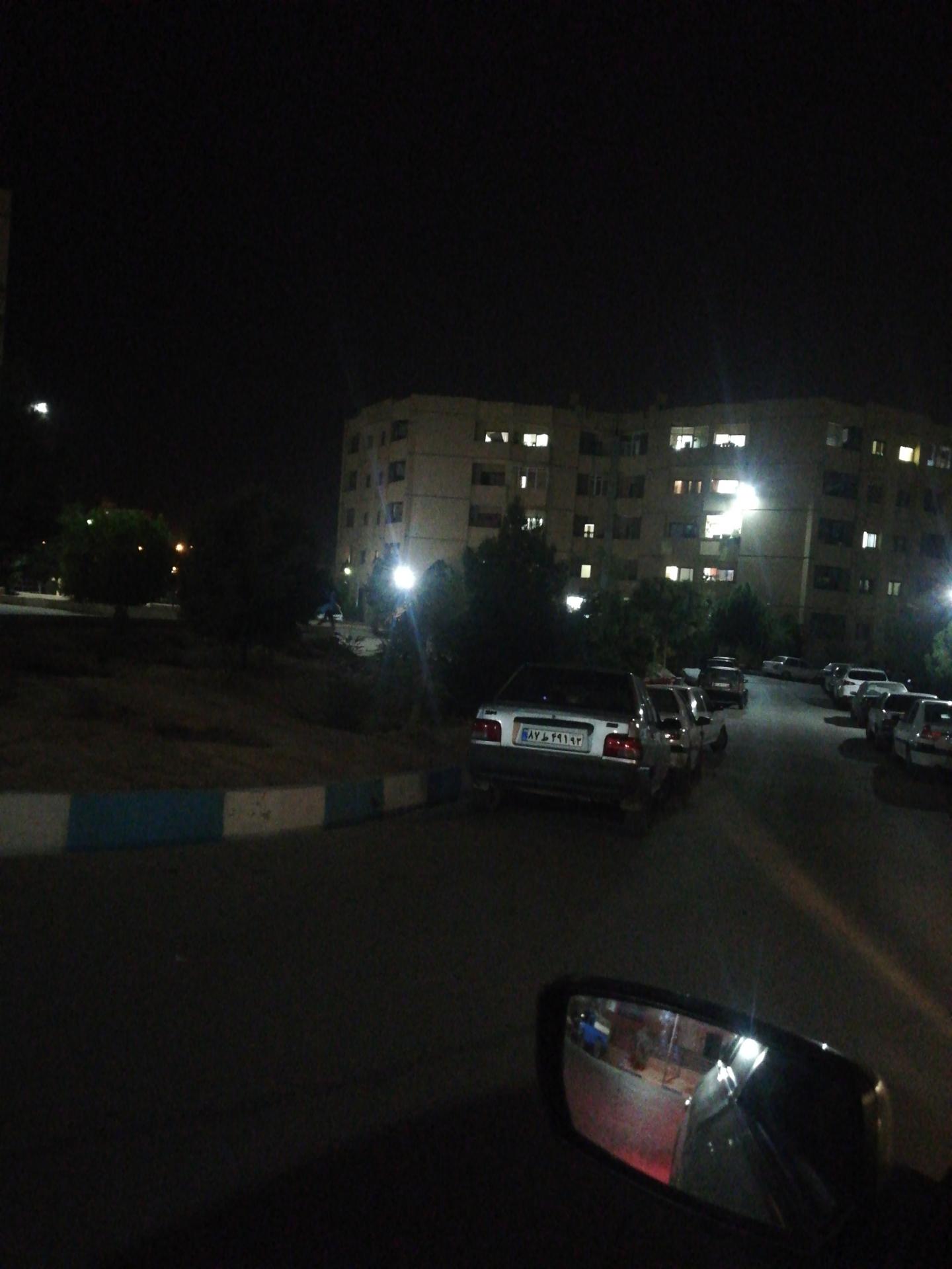 عکس مجتمع مسکونی ایثار