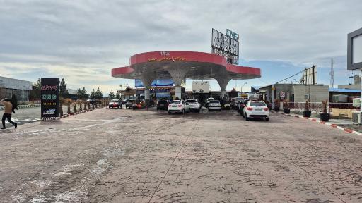 عکس پمپ بنزین مجتمع زیتون