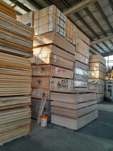 عکس بازرگانی چوب پیشه آذربایجان