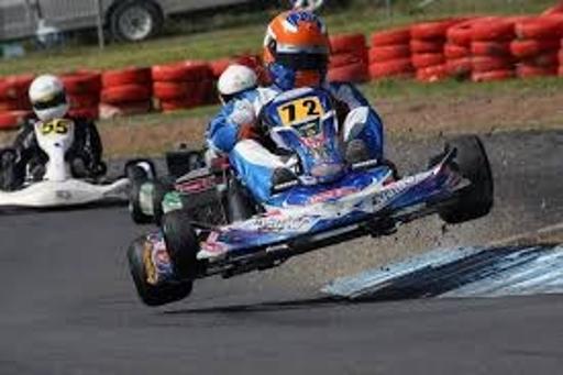 عکس کارتینگ فرودگاه رشت