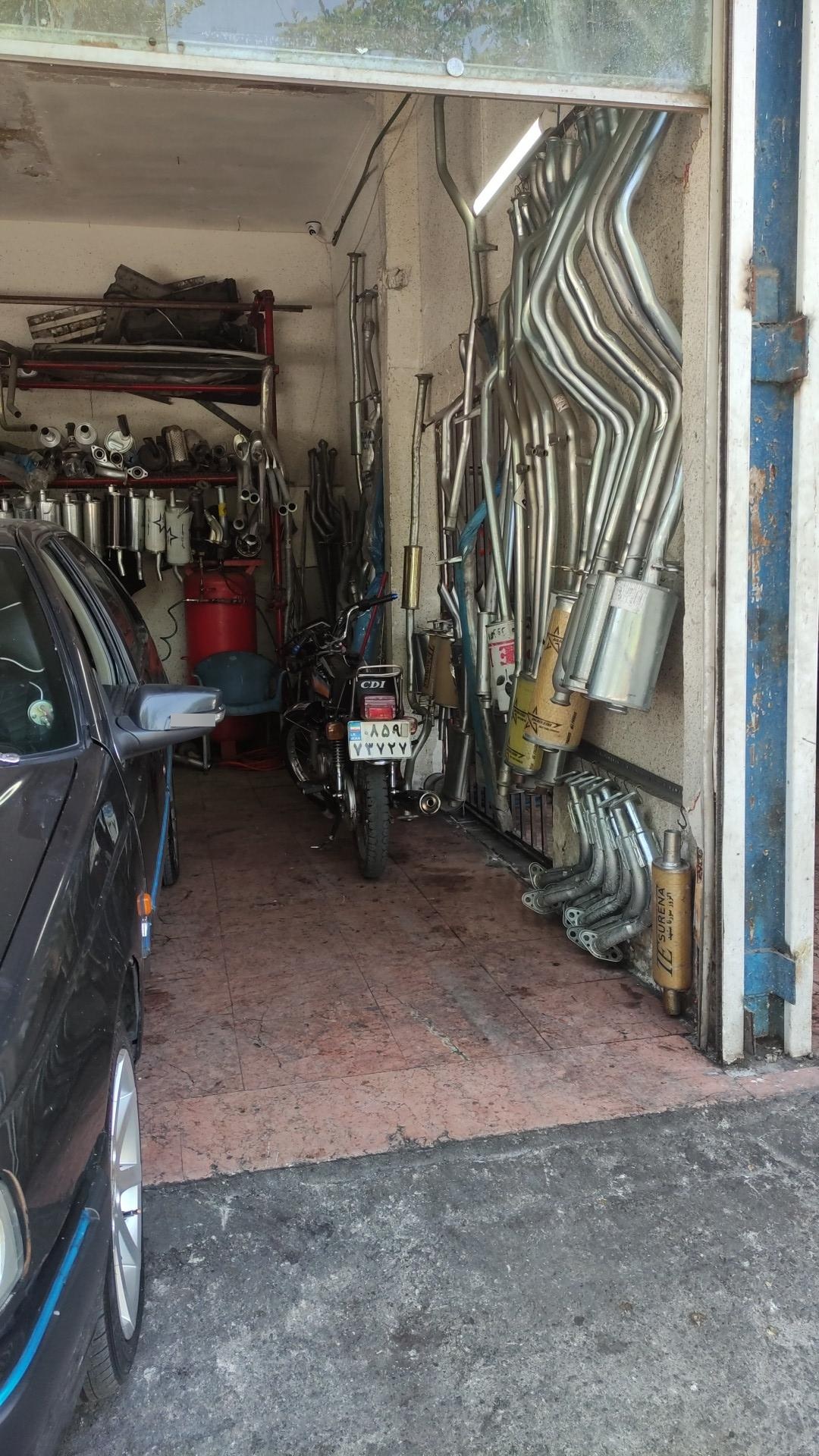 عکس اگزوز و ترمز