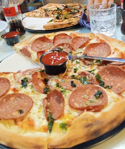 عکس کافه رستوران لونیکو