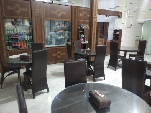 عکس رستوران زعفران