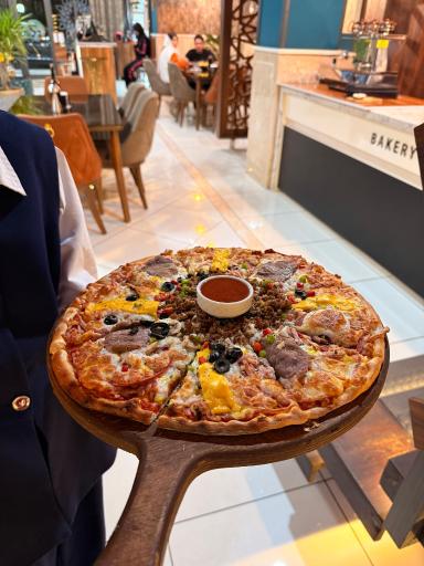 عکس   کافی شاپ و رستوران رویال