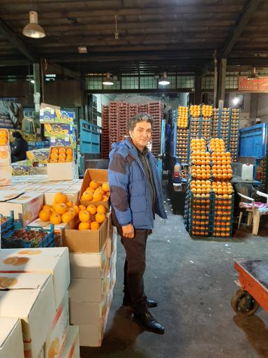 عکس بارفروشی حسین زالی