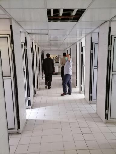 عکس خوابگاه دانشکده صنعت هواپیمایی