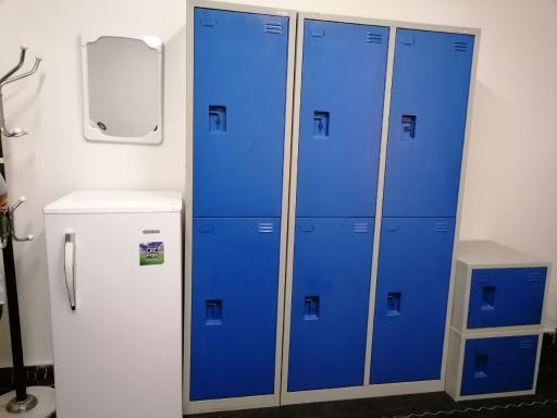 عکس خوابگاه دانشکده صنعت هواپیمایی