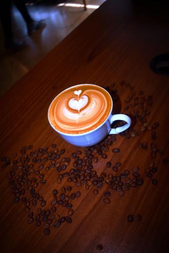 عکس کافه باتیس