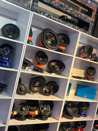 عکس فروشگاه هایپراسپرت