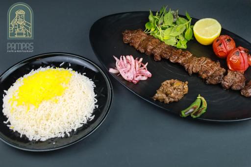 رستوران بین المللی پامپاس