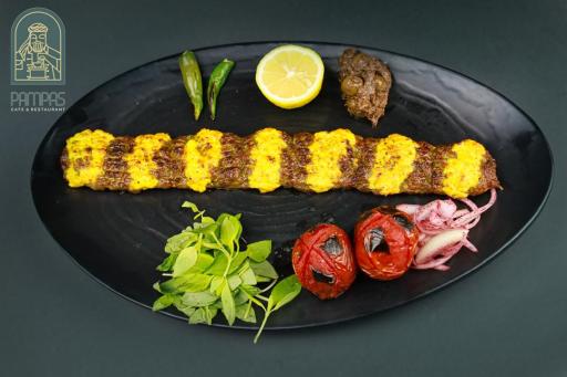 رستوران بین المللی پامپاس