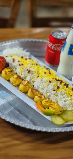 عکس سفره خانه سنتی پاسارگاد 