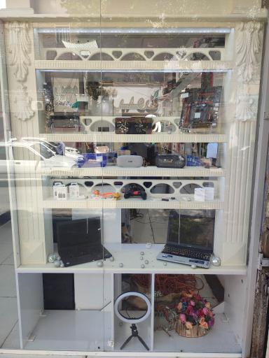 عکس نیکان کامپیوتر