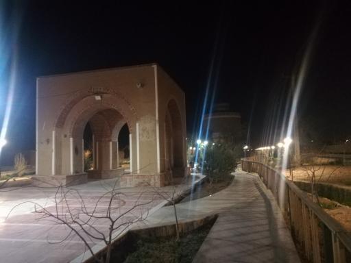 عکس برج کبوتر بوستان زندگی 